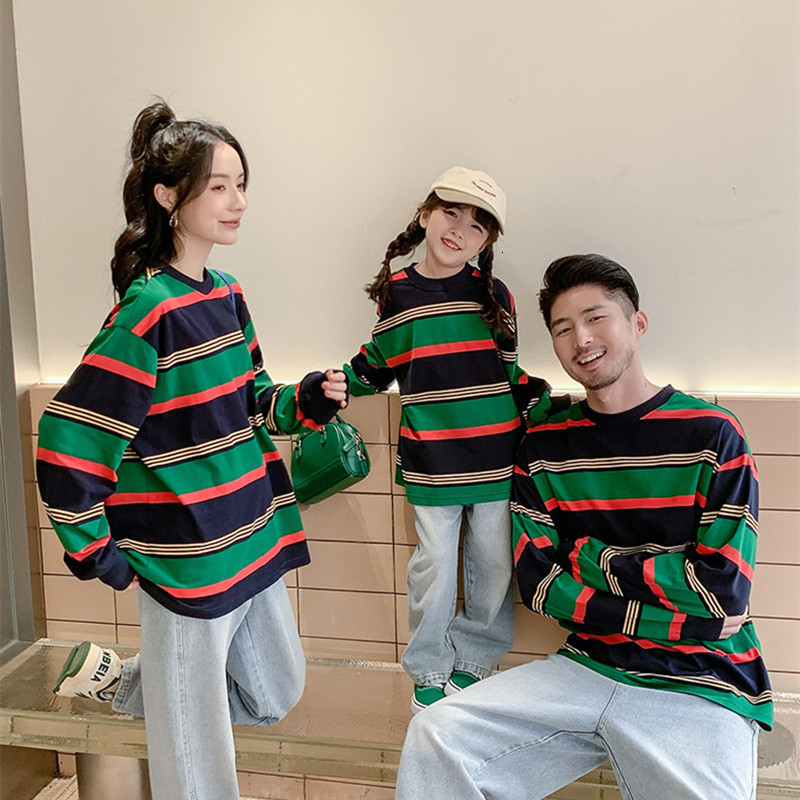 Family Matching Outfits Family Clothes Mother Father And Children Matching t Shirts Long Sleeve Mom Dad Daughter Son Sweatshirt Korea Women Girl Boy Tee 230316, Green
Family Matching Outfits Family Clothes Mother Father And Children Matching t Shirts Long Sleeve Mom Dad Daughter Son Sweatshirt Korea Women Girl Boy Tee 230316, Green