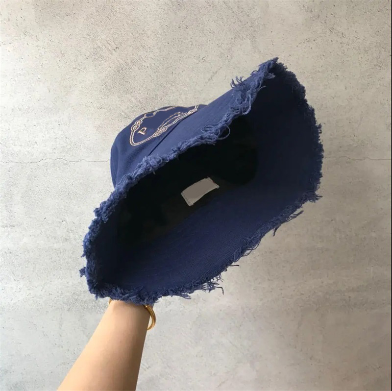 Women bucket hats white mens caps washable wide tassels brim summer beach sun proof casquette cool girl fashion luxury designer hat letter embroidery PJ052 C23, 1#
Women bucket hats white mens caps washable wide tassels brim summer beach sun proof casquette cool girl fashion luxury designer hat letter embroidery PJ052 C23, 1#