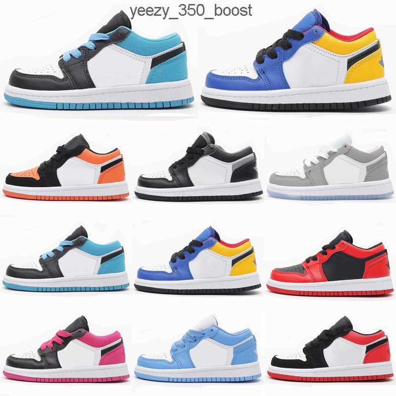 Top Jumpman 1 kids Basketball Shoes University Blue 1s Low Light Smoke Grey Banned Sneakers Shadow UNC Canyon Rust Game Royal SE Metallic AEHF, As photo 1
Top Jumpman 1 kids Basketball Shoes University Blue 1s Low Light Smoke Grey Banned Sneakers Shadow UNC Canyon Rust Game Royal SE Metallic AEHF, As photo 1