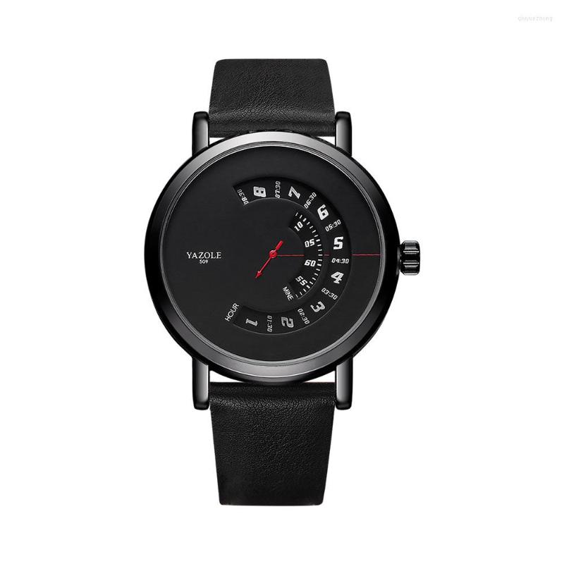 Wristwatches Innovative Fashion Turntable Men's Watch Leather Band Waterproof Quartz Men
Wristwatches Innovative Fashion Turntable Men's Watch Leather Band Waterproof Quartz Men