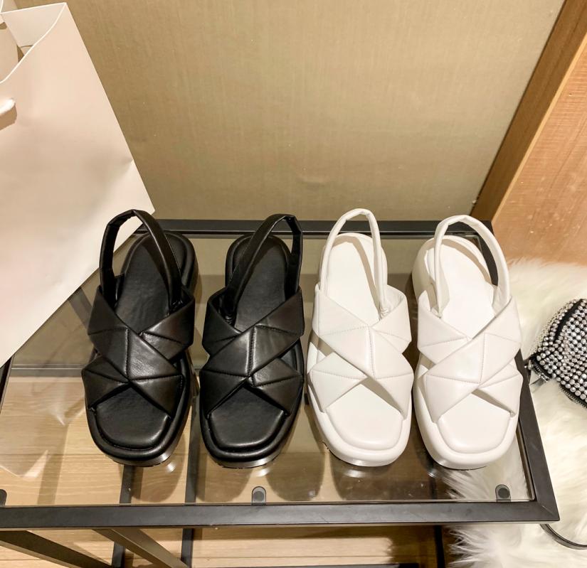 With box Quilted Nappa Leather Crisscross Flatform sandals Black white luxury slipper women shoes flat flops summer slides fashion8250591, Blue
With box Quilted Nappa Leather Crisscross Flatform sandals Black white luxury slipper women shoes flat flops summer slides fashion8250591, Blue
