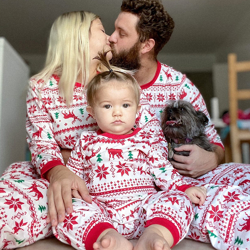 Family Matching Outfits Pajamas Set Christmas Family Matching Outfits Family Sleepwear Cartoon Elk Tree Snowflake Printed Adult Kid Pj's Set Xmas