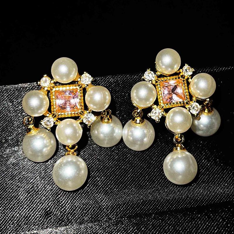 Dangle Earrings & Chandelier Fashion Pearl Jewelry Unique Geometric Design Pink Zircon Gold Piercing For Women Wedding Luxury Statement Gift
Dangle Earrings & Chandelier Fashion Pearl Jewelry Unique Geometric Design Pink Zircon Gold Piercing For Women Wedding Luxury Statement Gift