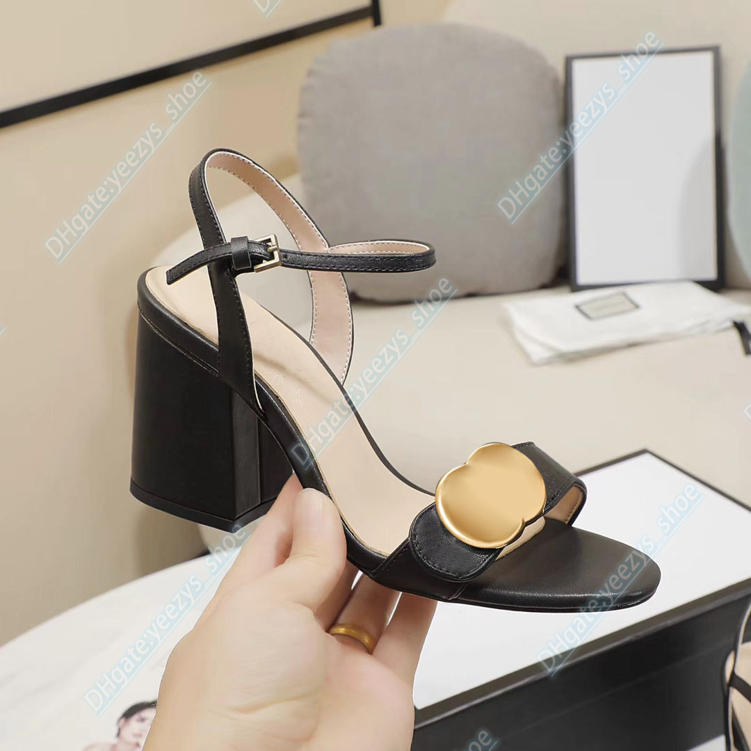 luxury designer Fashion Metallic laminate leather high mid thick heel sandal gold-toned hardware Adjustable ankle strap women summer beach sandals, #2
luxury designer Fashion Metallic laminate leather high mid thick heel sandal gold-toned hardware Adjustable ankle strap women summer beach sandals, #2