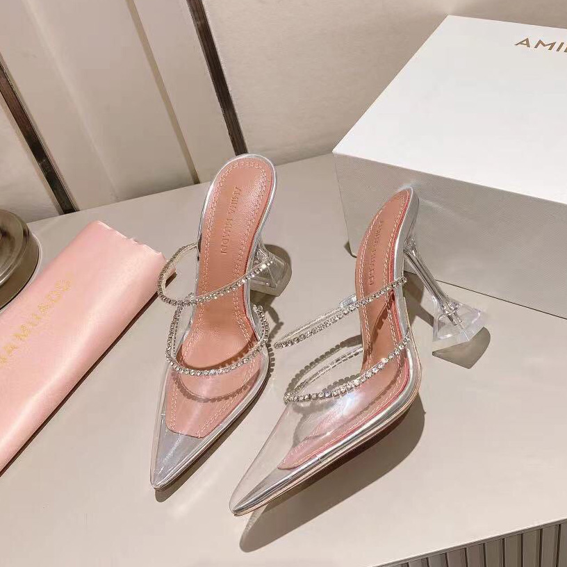 Amina Muaddi Gilda crystal-embellished Glass PVC mules slippers Slip On pointed toe heels Pedestal high-heeled luxury designers slipper for women factory footwear, Pink
Amina Muaddi Gilda crystal-embellished Glass PVC mules slippers Slip On pointed toe heels Pedestal high-heeled luxury designers slipper for women factory footwear, Pink