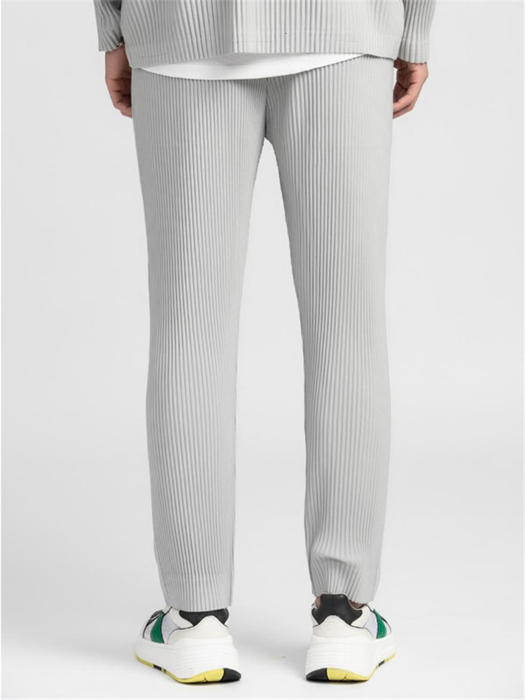 Men's Pants Miyake pleated life straight pants harem pants men's loose HP series wild pants casual men's bloomers sports men 230316