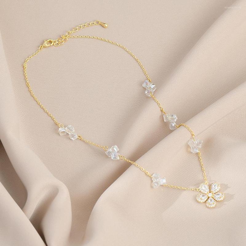 Pendant Necklaces Woman Sweater Necklace Flower Chains Fashion Copper Neck Decor Birthday Ornaments Jewelry For
Pendant Necklaces Woman Sweater Necklace Flower Chains Fashion Copper Neck Decor Birthday Ornaments Jewelry For