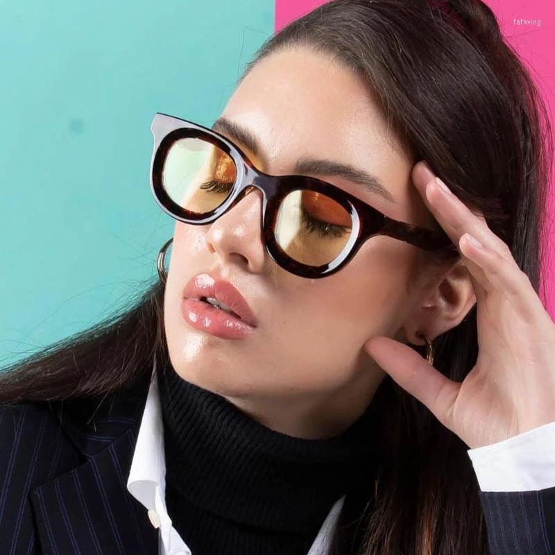 Sunglasses HKNA 2023 Square Retro Women Luxury Cateye Glasses For Women/Men Small Round Eyewear Mirror Lentes De Sol Mujer
Sunglasses HKNA 2023 Square Retro Women Luxury Cateye Glasses For Women/Men Small Round Eyewear Mirror Lentes De Sol Mujer