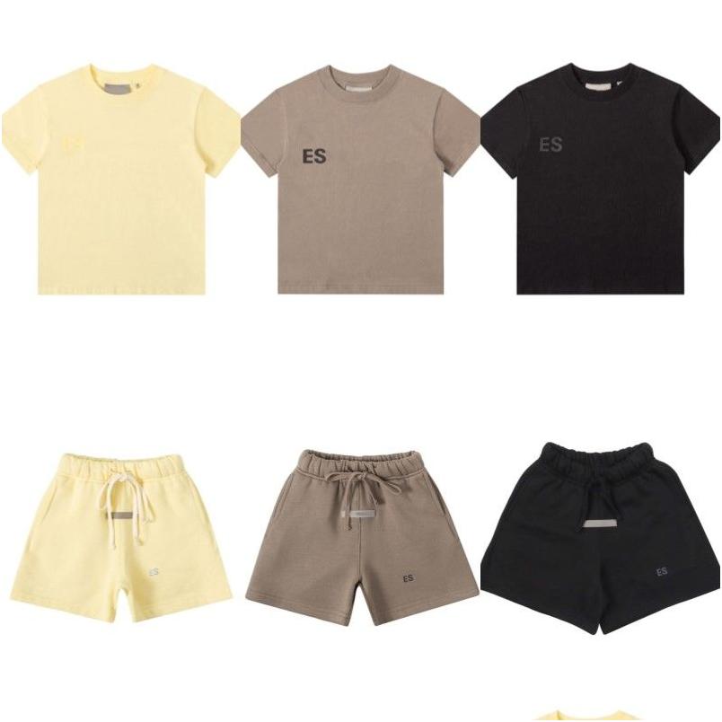 Clothing Sets Kids Ess Baby Boys Girls Clothes Designer Summer Luxury Tshirts And Shorts Tracksuit Children Youth Outfits Short Slee Dhkdl
Clothing Sets Kids Ess Baby Boys Girls Clothes Designer Summer Luxury Tshirts And Shorts Tracksuit Children Youth Outfits Short Slee Dhkdl