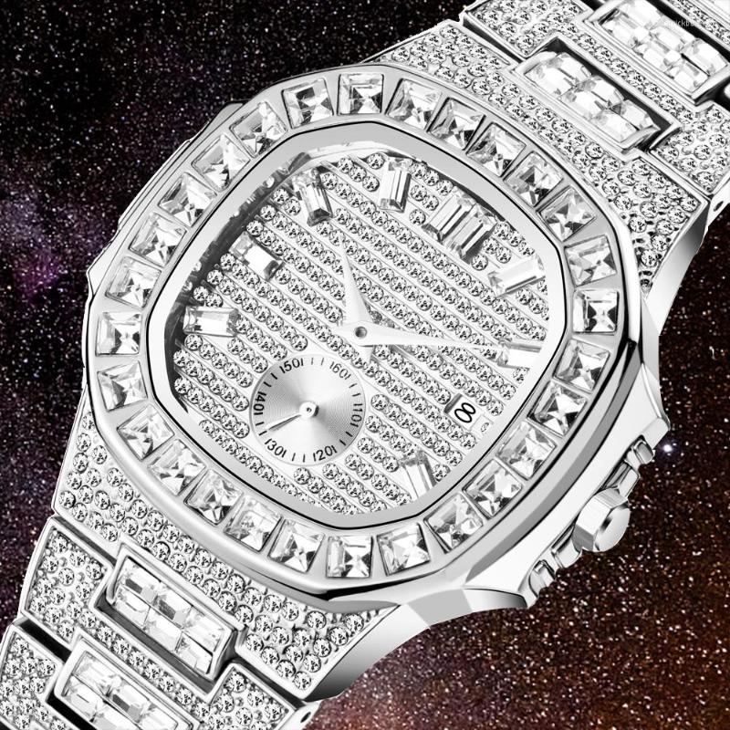 Wristwatches Iced Out Watches Men Hip Hop Mens Quartz Watch Man Bling Luxury Diamond Waterproof Male Clock Full Stainless Steel Relogio, Gold
Wristwatches Iced Out Watches Men Hip Hop Mens Quartz Watch Man Bling Luxury Diamond Waterproof Male Clock Full Stainless Steel Relogio, Gold