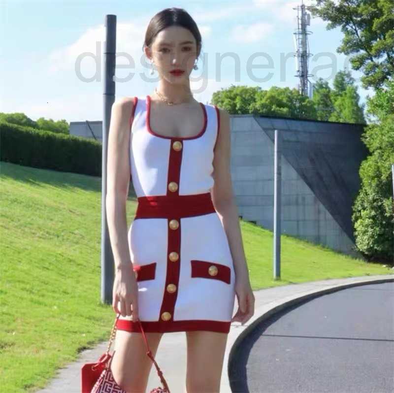 Casual Dresses designer contrast red edge metal buckle slim knit dress for women 38P6, White3
Casual Dresses designer contrast red edge metal buckle slim knit dress for women 38P6, White3