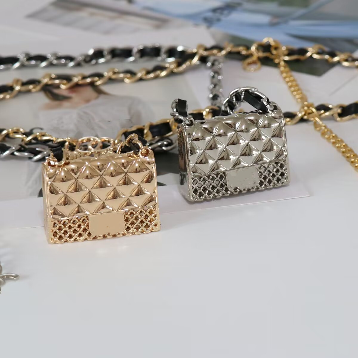 Evening Bags Cc s Small Fragrance Metal Hollow Rhomboid Chain Waist Neck Decoration Women's Mini Crossbody Bag