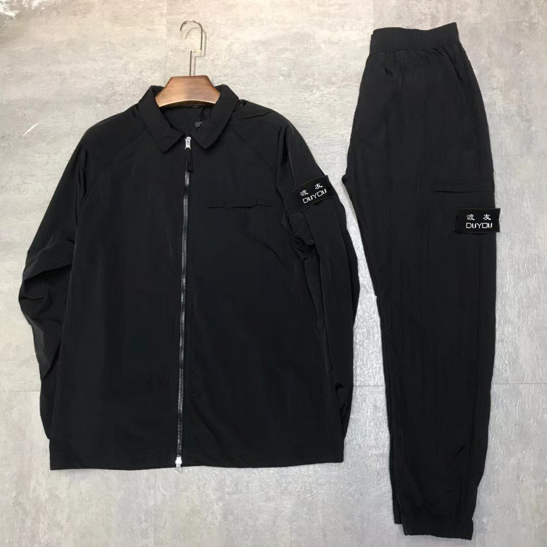 DUYOU Mens Jackets Windbreaker Zip Hooded Sunscreen Outerwear Hip Hop Designer Coats Armband Fashion Spring and Autumn Waterproof Parkas Size -2XL 8301, Silver
DUYOU Mens Jackets Windbreaker Zip Hooded Sunscreen Outerwear Hip Hop Designer Coats Armband Fashion Spring and Autumn Waterproof Parkas Size -2XL 8301, Silver