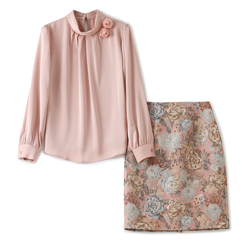 2023 Summer Pink Solid Color Two Piece Dress Sets Long Sleeve Stand Collar 3D Flowers Panelled Top & Floral Print Skirt Suits Set W3F221106
2023 Summer Pink Solid Color Two Piece Dress Sets Long Sleeve Stand Collar 3D Flowers Panelled Top & Floral Print Skirt Suits Set W3F221106