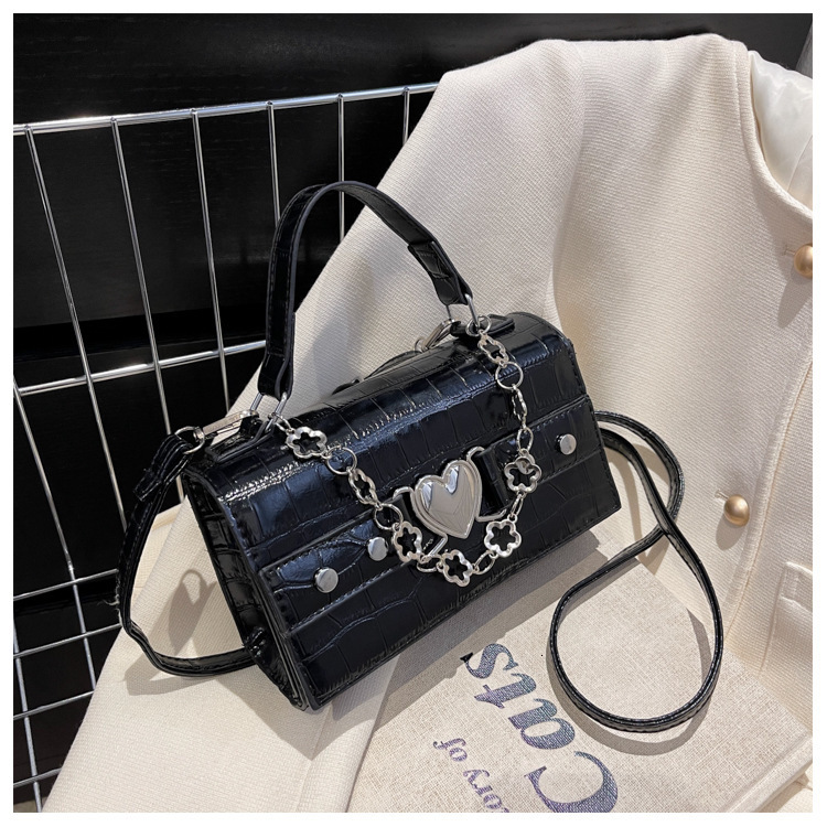 Evening Bags Harajuku Gothic Shoulder Bag Woman Metal Punk Moto Biker Style Female Handbags Cross Paper Clip Rabbit Dark Messenger Bag Purses 230316, White
Evening Bags Harajuku Gothic Shoulder Bag Woman Metal Punk Moto Biker Style Female Handbags Cross Paper Clip Rabbit Dark Messenger Bag Purses 230316, White
