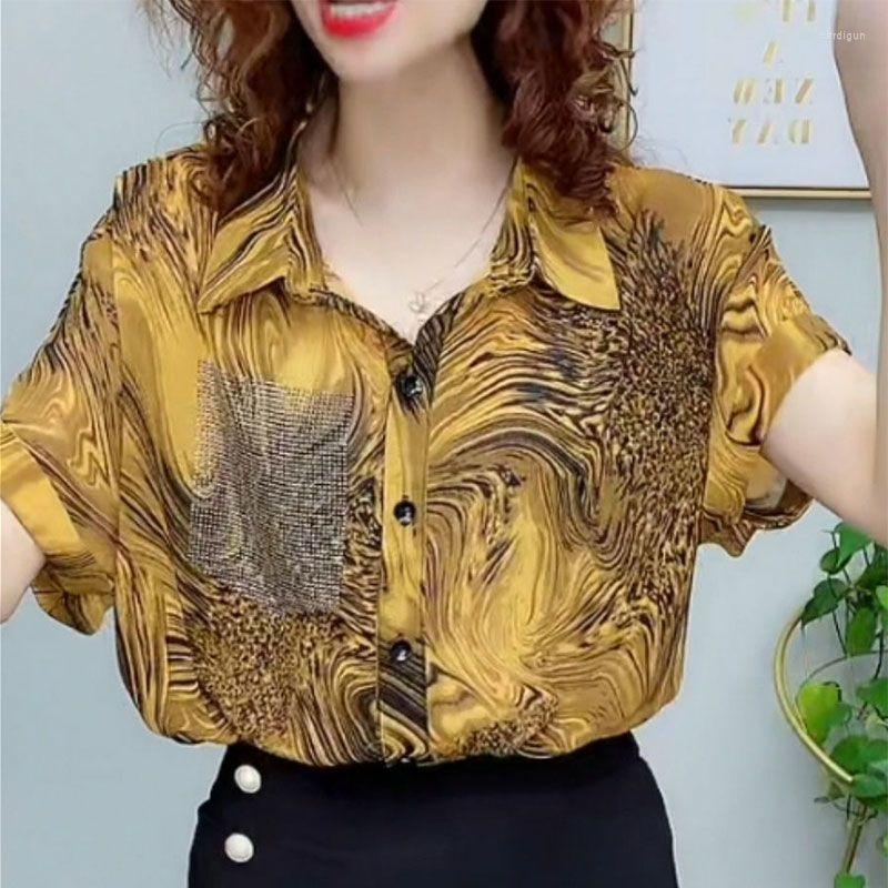 Women's Blouses Fashion All-match Elegant Vintage Office Lady Summer Tops Women Korean Printing Polo-neck Loose Diamond Inlay Chiffon, Black
Women's Blouses Fashion All-match Elegant Vintage Office Lady Summer Tops Women Korean Printing Polo-neck Loose Diamond Inlay Chiffon, Black