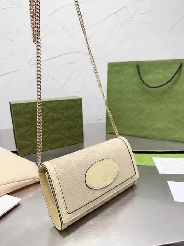 2023 New Designer Shoulder Bags Luxury Purse Popular Handbag Women Clutch Handbags Printed Fashion Pocket Daily Shopping Bag Purses Summer
2023 New Designer Shoulder Bags Luxury Purse Popular Handbag Women Clutch Handbags Printed Fashion Pocket Daily Shopping Bag Purses Summer