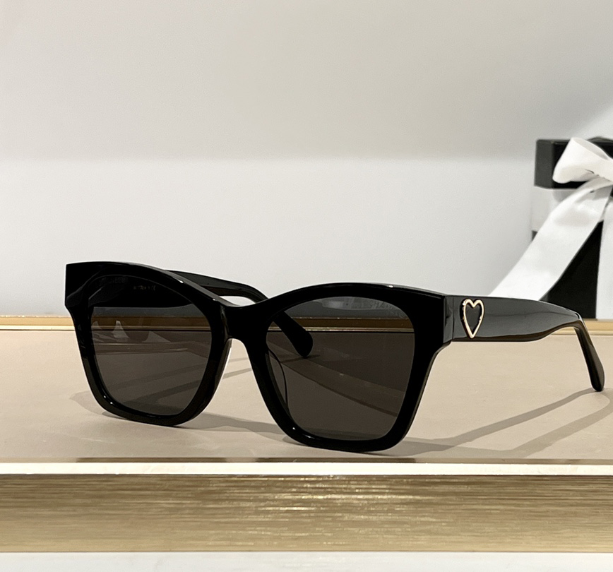 Cat Eye Square Sunglasses for Women Gold Black Grey Glasses Designer Sunglasses gafas de sol UV400 Eyewear with Box
Cat Eye Square Sunglasses for Women Gold Black Grey Glasses Designer Sunglasses gafas de sol UV400 Eyewear with Box