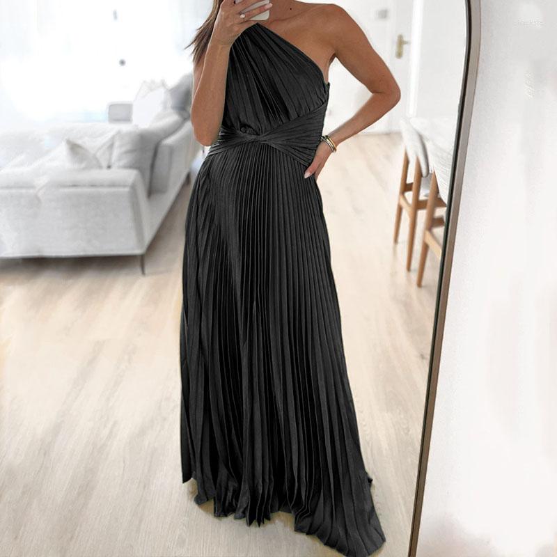 Casual Dresses Summer Chic Sleeveless Beach Long Fashion Solid Color Pleated Shawl Dress Elegant Slant Collar Waisted Party, 01 green
Casual Dresses Summer Chic Sleeveless Beach Long Fashion Solid Color Pleated Shawl Dress Elegant Slant Collar Waisted Party, 01 green