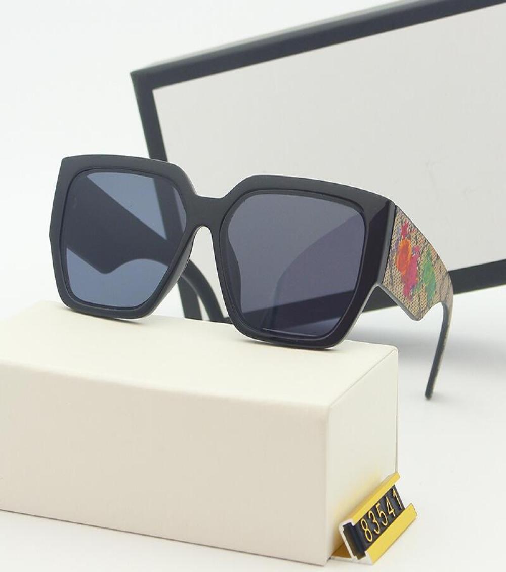 2022 Summer Sunglasses Man Woman Unisex Fashion Sun glasses Retro Small Frame Design UV400 4 Color Optional2079964
2022 Summer Sunglasses Man Woman Unisex Fashion Sun glasses Retro Small Frame Design UV400 4 Color Optional2079964