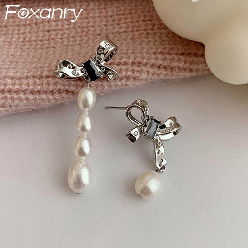 Charm ANRY Prevent Allergy Pearl d Earrings Bride Jewelry for Women Trendy Elegant Bow-knot Geometric Wedding Accessories Gifts L230315
Charm ANRY Prevent Allergy Pearl d Earrings Bride Jewelry for Women Trendy Elegant Bow-knot Geometric Wedding Accessories Gifts L230315