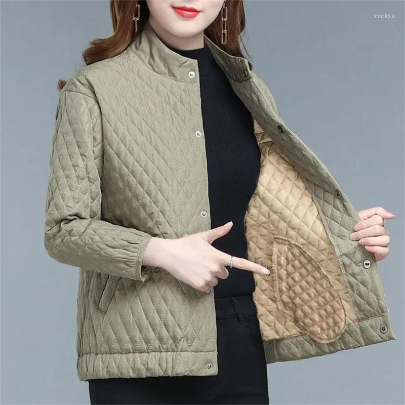 Women's Jackets Middle-Aged Female Light Cotton Jacket Short Coat Autumn Winter Large Size Overcoat Collar Down Women Outwear, Blue gray
Women's Jackets Middle-Aged Female Light Cotton Jacket Short Coat Autumn Winter Large Size Overcoat Collar Down Women Outwear, Blue gray