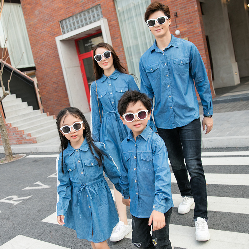 Family Matching Outfits Family Matching Denim Blouse Look Mother Daughter Shirt Dress Mommy and Me Clothes Father Daddy and Little Baby T-shirts Outfi