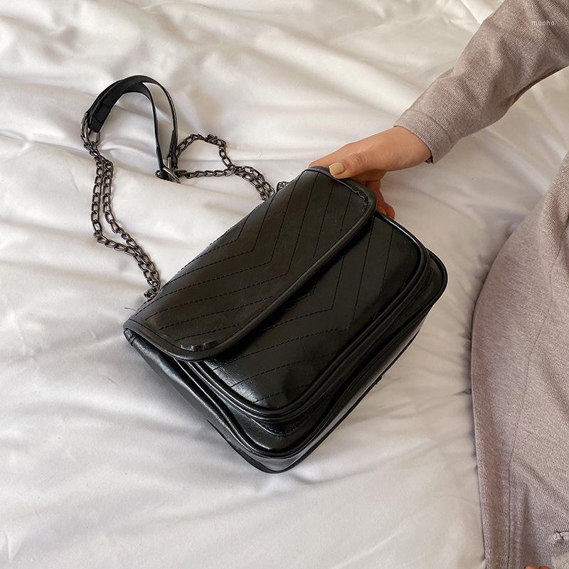 Evening Bags Atmospheric Large Bag Female Autumn And Winter 2023 Retro Chain One-shoulder Trendy Fashion Capacity Messenger, Black
Evening Bags Atmospheric Large Bag Female Autumn And Winter 2023 Retro Chain One-shoulder Trendy Fashion Capacity Messenger, Black