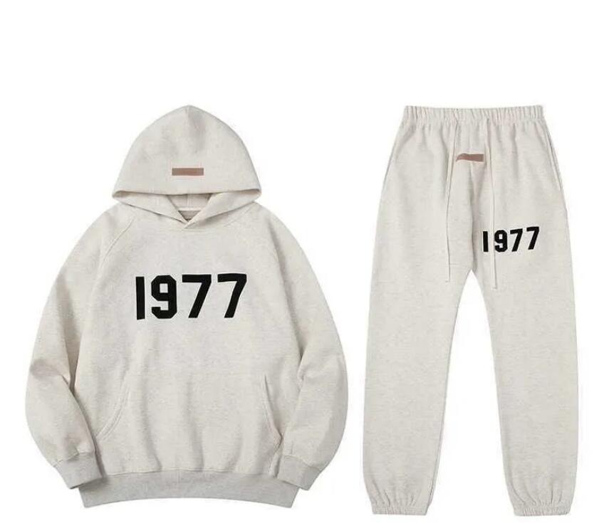 Men's Luxury Fashion Sweatshirts Esss Ential Tracksuits Brand Letter Hoodies Sports Tops Pants Suit Hooded Sweater Casual Pullover Men Women Couple Hoodie Jacket
Men's Luxury Fashion Sweatshirts Esss Ential Tracksuits Brand Letter Hoodies Sports Tops Pants Suit Hooded Sweater Casual Pullover Men Women Couple Hoodie Jacket