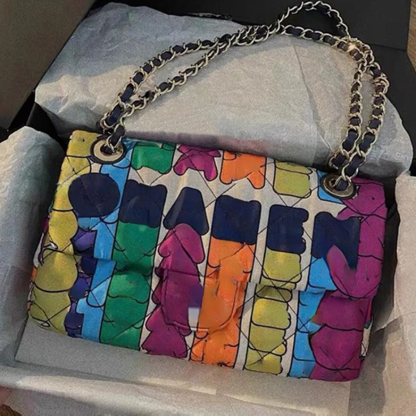 Fashion Leather Shoulder Bags Luxury Purse Chain Cross Body Diamond Lattice Women Bag New Design Handbags 3colors Lady Crossbody Handbag, Style c
Fashion Leather Shoulder Bags Luxury Purse Chain Cross Body Diamond Lattice Women Bag New Design Handbags 3colors Lady Crossbody Handbag, Style c