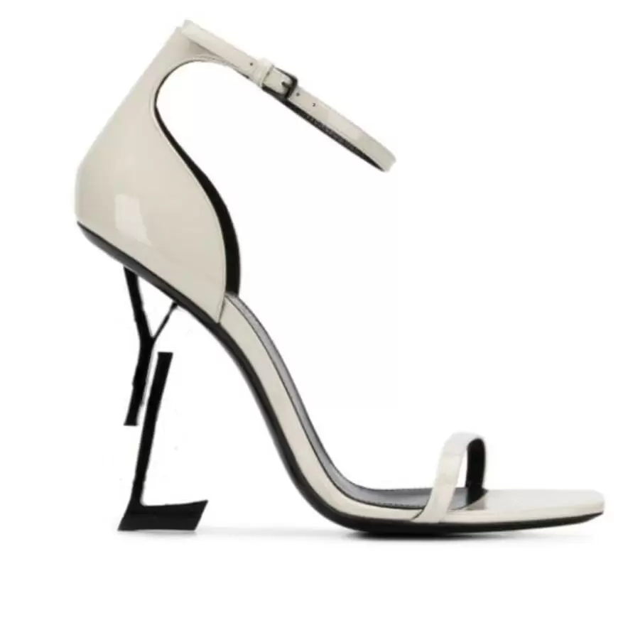Classics Women shoes heels Sandals fashion Beach Thick bottom Dress Shoe Alphabet Luxurys lady Sandal Leather High heel lides Black Gold Wedding Bottoms
Classics Women shoes heels Sandals fashion Beach Thick bottom Dress Shoe Alphabet Luxurys lady Sandal Leather High heel lides Black Gold Wedding Bottoms