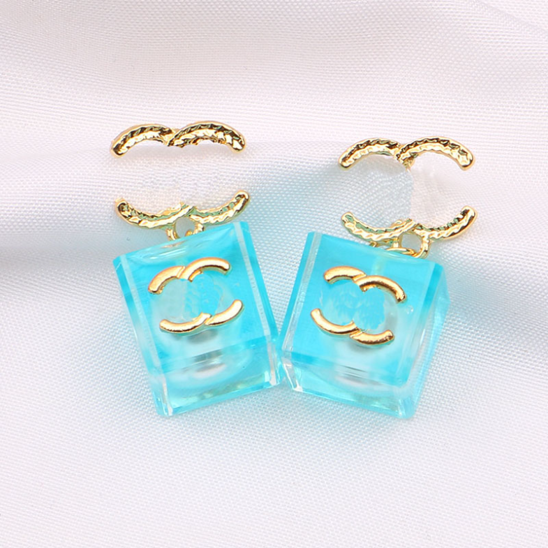 Fashion Women Designer Earrings Ear Stud Designers Brand 18K Gold Letters Multi-Color Crystal Rhinestone Earring Wedding Party Jewerlry Luxury Gift
Fashion Women Designer Earrings Ear Stud Designers Brand 18K Gold Letters Multi-Color Crystal Rhinestone Earring Wedding Party Jewerlry Luxury Gift