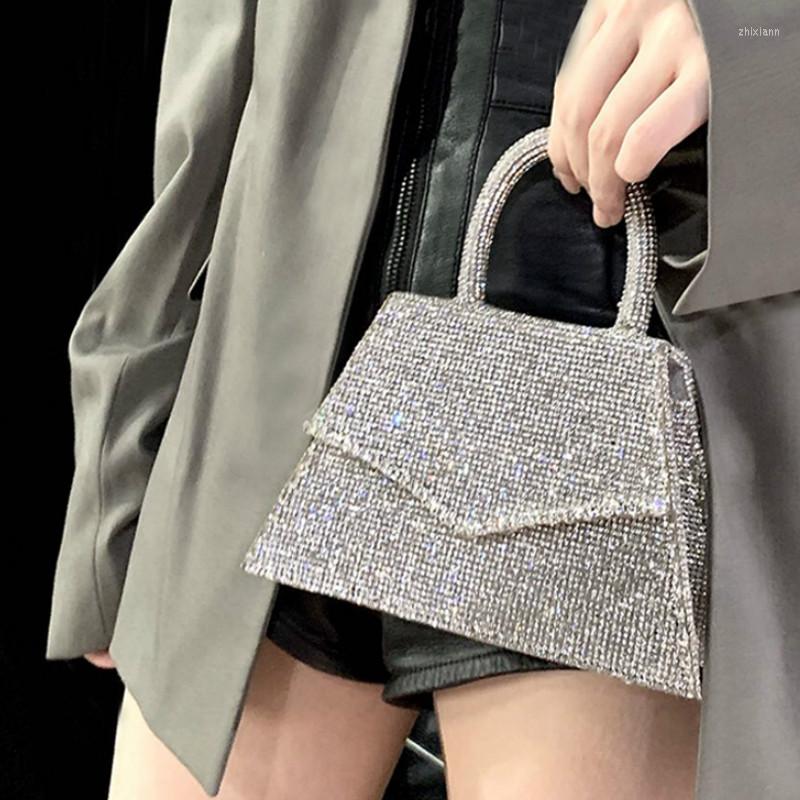 Evening Bags Women Bag 2023 PU Diamonds Bucket Solid Hasp Fashion Shoulder Handbag Clutch Euro-America Style Luxury, Silver
Evening Bags Women Bag 2023 PU Diamonds Bucket Solid Hasp Fashion Shoulder Handbag Clutch Euro-America Style Luxury, Silver