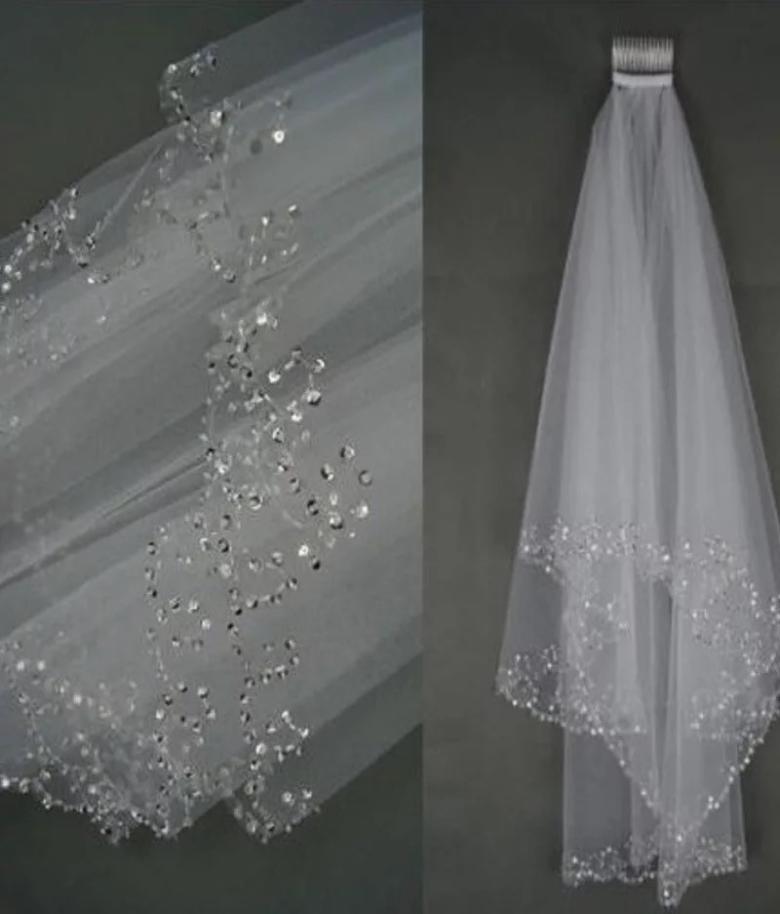 The new 15 meter double seam beads and sequins sparkling white veil headdress face length comb cheap 4548139, Brown
The new 15 meter double seam beads and sequins sparkling white veil headdress face length comb cheap 4548139, Brown