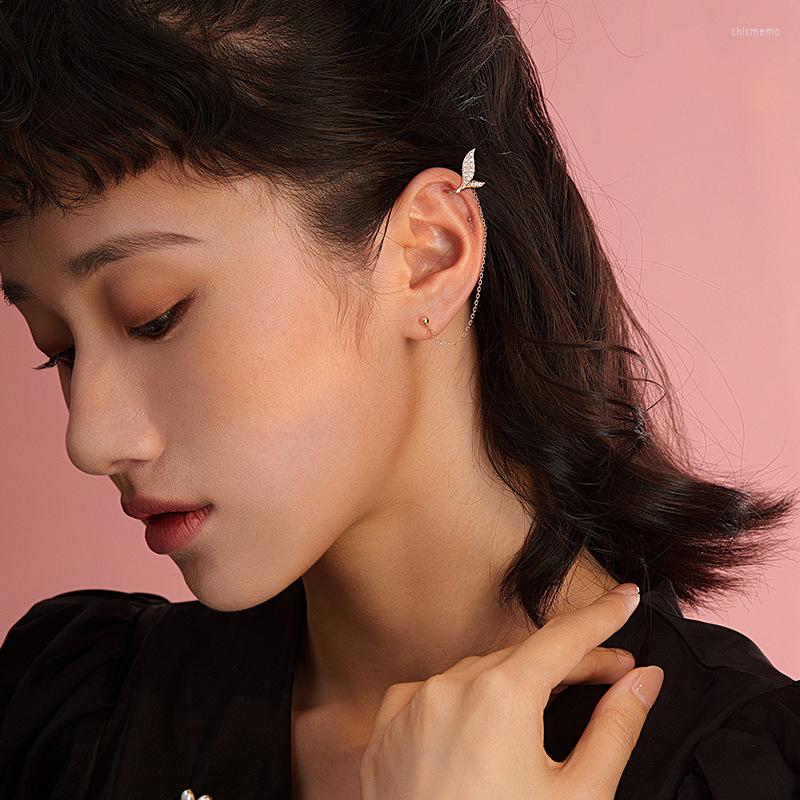 Backs Earrings Trendy Silver Color Clip For Women Girl Huggie Fish Design Long Chain Earcuff No Piercing Fake Cartilage Fine Jewelry
Backs Earrings Trendy Silver Color Clip For Women Girl Huggie Fish Design Long Chain Earcuff No Piercing Fake Cartilage Fine Jewelry