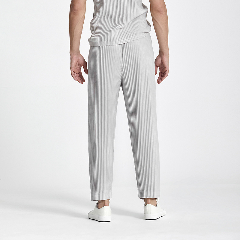 Men's Pants IEFB Japanese Streetwear Fashion Pleated Men's Casual Pants Loose fitHigh Elastic Straight Pants For Summer 230316