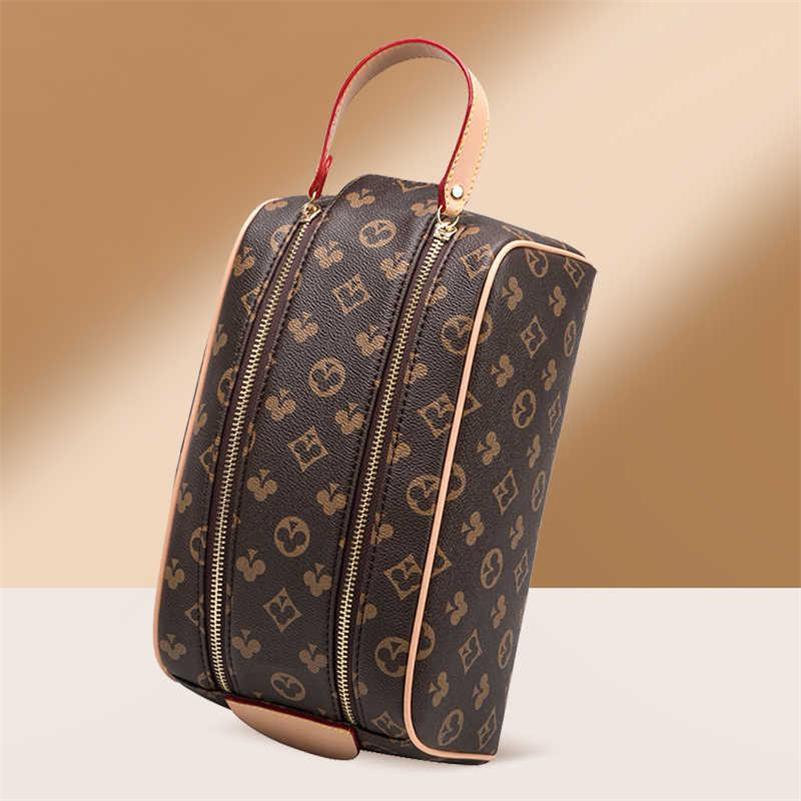 2023 TOP Shoulder Bags Cosmetic Bags Cases designer Women Makeup Bag Hanging Bathroom Wash Bag Multifunctional Women Travel Toiletry Bag, Brown grid
2023 TOP Shoulder Bags Cosmetic Bags Cases designer Women Makeup Bag Hanging Bathroom Wash Bag Multifunctional Women Travel Toiletry Bag, Brown grid