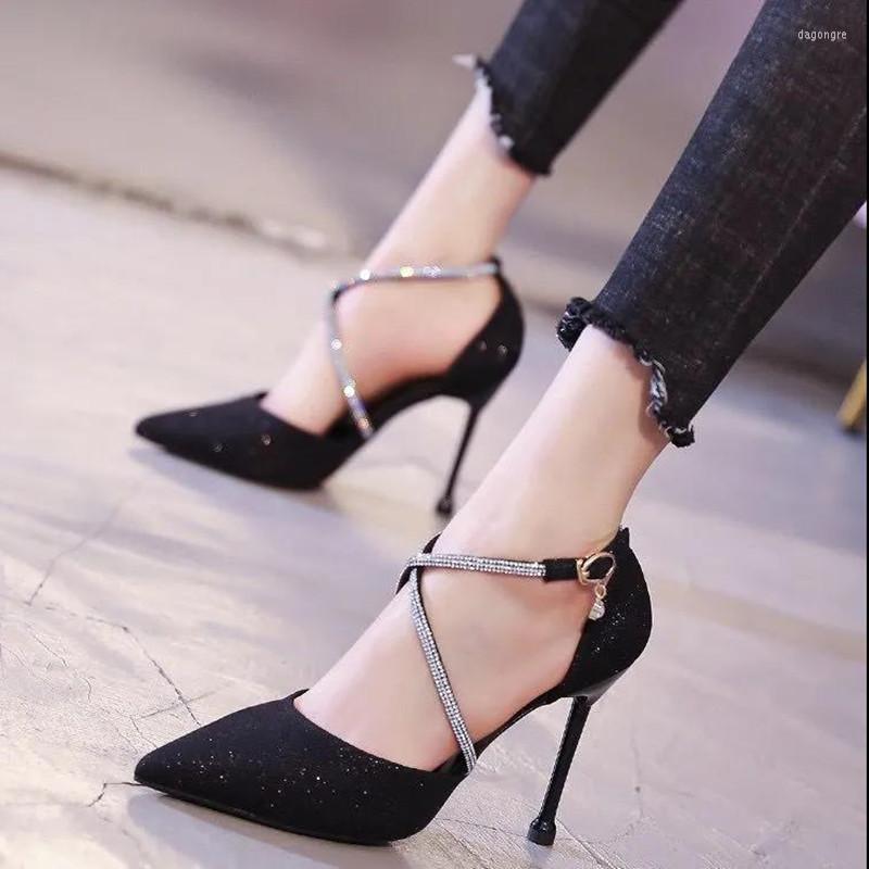 Dress Shoes Zapatos De Mujer Women Classic Pointed Toe High Quality Crystal Stiletto Heels Lady Fashion Black Stylish Heel G9066
Dress Shoes Zapatos De Mujer Women Classic Pointed Toe High Quality Crystal Stiletto Heels Lady Fashion Black Stylish Heel G9066