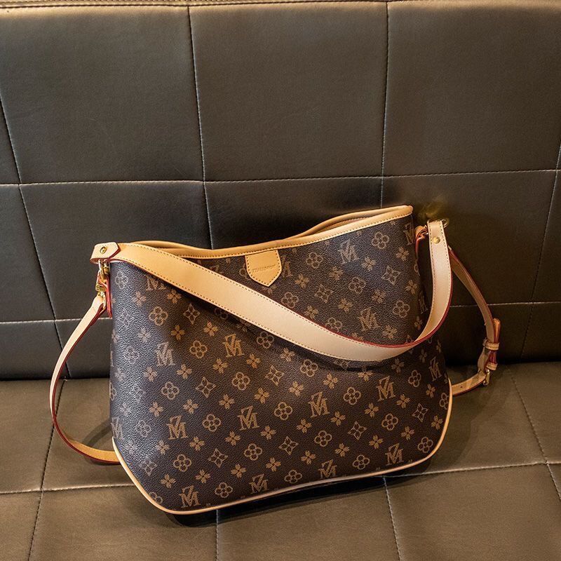 Luxurys handbag Luxury designer bags Big flower color matching bag women's leather handbags louise Purse vutton viuton Bag, Brown
Luxurys handbag Luxury designer bags Big flower color matching bag women's leather handbags louise Purse vutton viuton Bag, Brown