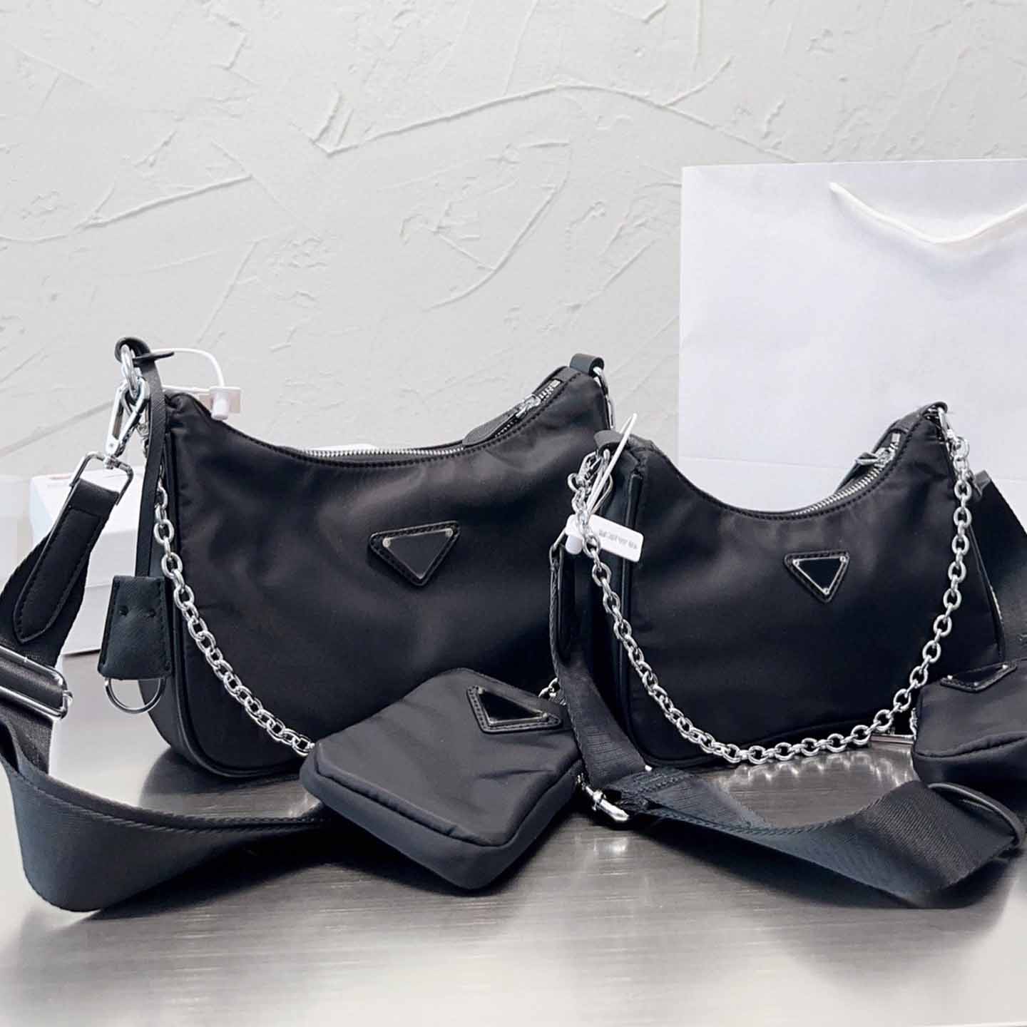 Designer Bag 3 In 1 Hobo Handbag Chain Crossbody Tote Mini Coin Purse Triangular Sequins Wide Strap, Pewter
Designer Bag 3 In 1 Hobo Handbag Chain Crossbody Tote Mini Coin Purse Triangular Sequins Wide Strap, Pewter