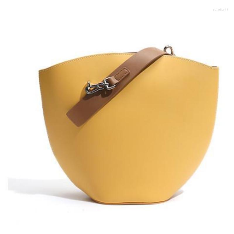 Evening Bags 2023 Luxury Fashionable Bucket Bag For Women Made Of Genuine Leather Chic Elegant Female Shoulder, Yellow
Evening Bags 2023 Luxury Fashionable Bucket Bag For Women Made Of Genuine Leather Chic Elegant Female Shoulder, Yellow