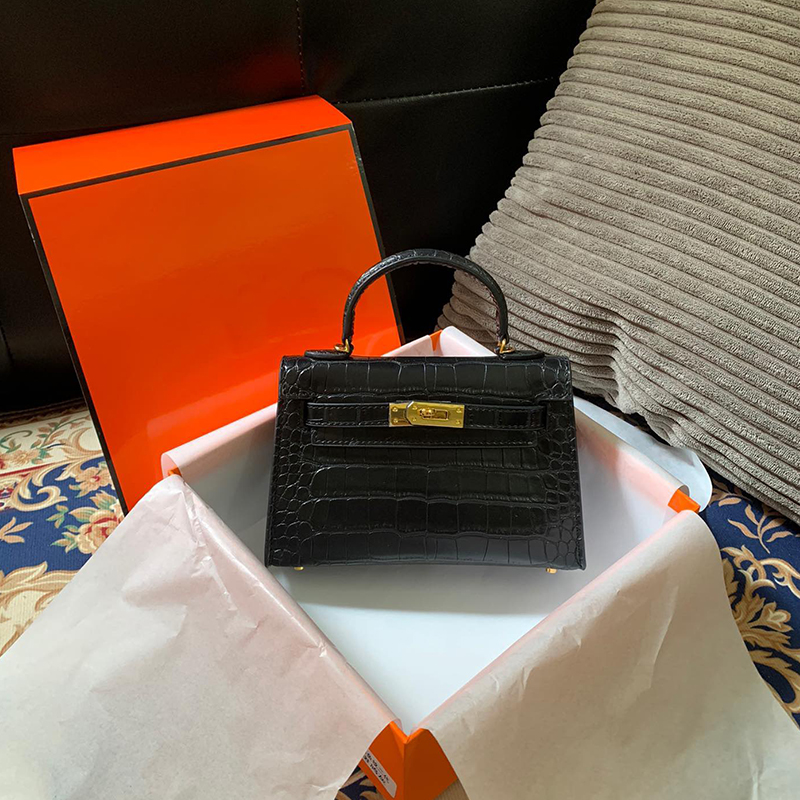 Designer bag Women'sTotes High quality leather palm pattern Shoulder Bags Vintage fashion mini bright face Handbag messenger Bag, White
Designer bag Women'sTotes High quality leather palm pattern Shoulder Bags Vintage fashion mini bright face Handbag messenger Bag, White