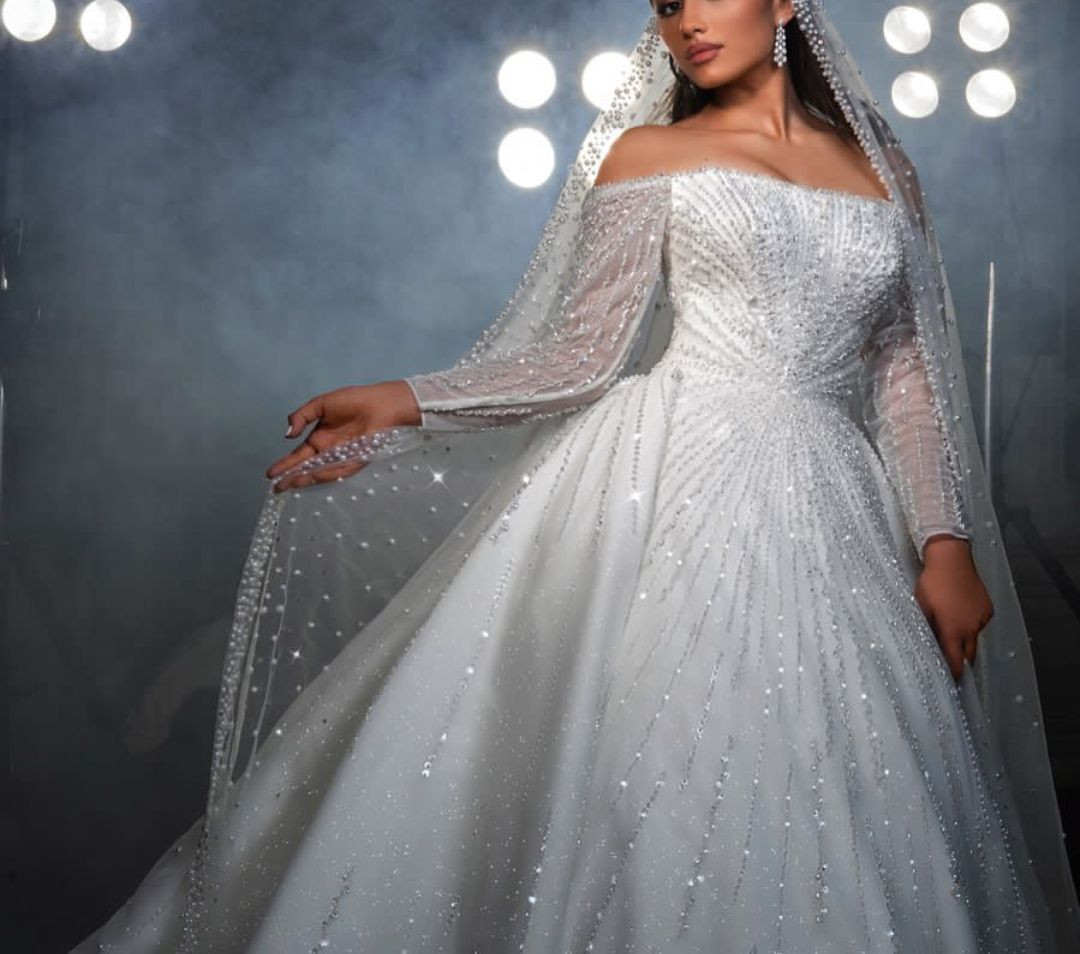 Sparkly Mermaid Wedding Dresses Long Sleeves Bateau Off Shoulder Appliques Sequins Beaded Detachable Train 3D or Length Lace Bridal Gowns Custom Made