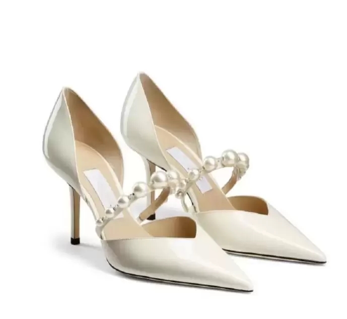 2023 Designer Luxury Women Aurelie Sandals Shoes Black Nude White Patent Leather Pointed Toe Pumps Lady Sexy Pearl Strappy Bridal High Heels EU 35-43
2023 Designer Luxury Women Aurelie Sandals Shoes Black Nude White Patent Leather Pointed Toe Pumps Lady Sexy Pearl Strappy Bridal High Heels EU 35-43