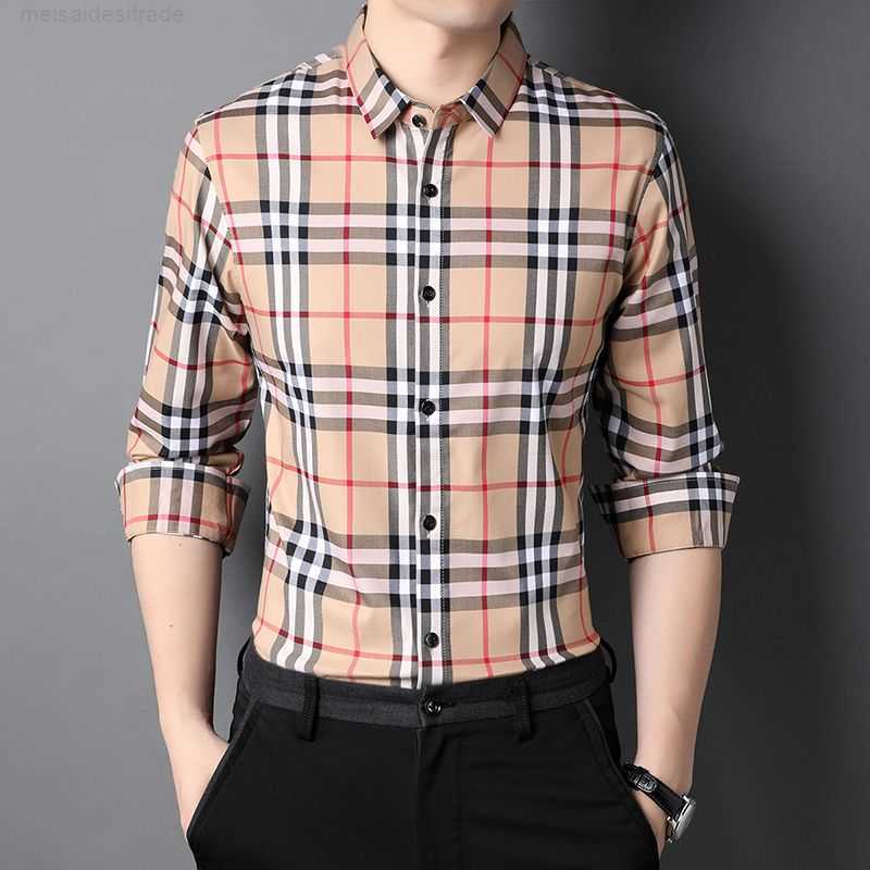 Bburbrry Luxury Designer Barry Spring Autumn Slim Long Sleeve Men Premium Stripe Noniron Plaid Shirt Fashionable and Versatile, Kaki i 2808
Bburbrry Luxury Designer Barry Spring Autumn Slim Long Sleeve Men Premium Stripe Noniron Plaid Shirt Fashionable and Versatile, Kaki i 2808