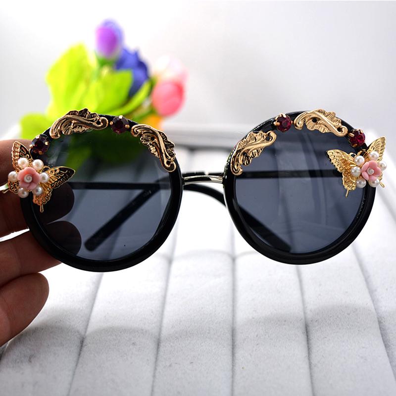 Sunglasses Fashion Rose Flower For Women Round Sun Glasses Mirror Butterfly Pearl Decoration Eyewears Oculos Brand Designer
Sunglasses Fashion Rose Flower For Women Round Sun Glasses Mirror Butterfly Pearl Decoration Eyewears Oculos Brand Designer