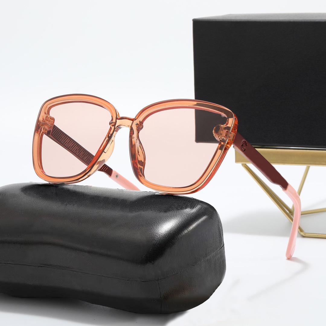Polarized Designer Sunglasses - Stylish Sun Protection for Travel, Beach & More
Polarized Designer Sunglasses - Stylish Sun Protection for Travel, Beach & More