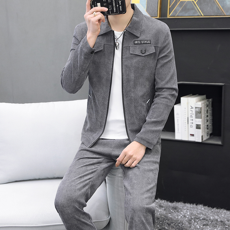 Men's Tracksuits Spring and Autumn Style Mens Cardigan JacketsPants Corduroy Sets Men Solid Suit Casual Sweat Suits Male 4 Colors S3XL 230314
Men's Tracksuits Spring and Autumn Style Mens Cardigan JacketsPants Corduroy Sets Men Solid Suit Casual Sweat Suits Male 4 Colors S3XL 230314