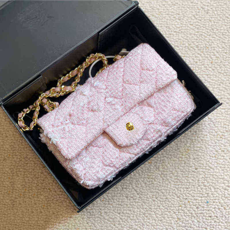 Designers Crossbody Bags Cc Womens Designer Bags Chain Shoulder Bags Clutch Flap Totes Wallet Women Purse Handbag Double Letters Solid Hasp Square, Xq01 20/14cm
Designers Crossbody Bags Cc Womens Designer Bags Chain Shoulder Bags Clutch Flap Totes Wallet Women Purse Handbag Double Letters Solid Hasp Square, Xq01 20/14cm