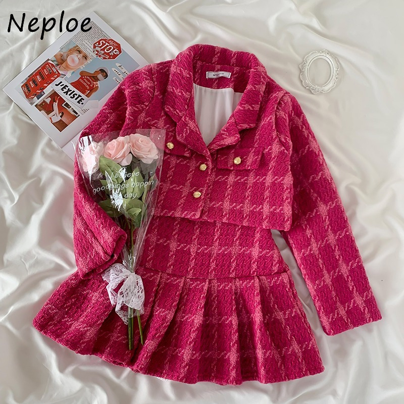 Two Piece Dress Neploe Notched Collar Plaid Skirt Suit Women Super Short Jacket Tops High Waist A-line Pleated Mini Skirts Female Two-piece 230316, 2-rose skirt
Two Piece Dress Neploe Notched Collar Plaid Skirt Suit Women Super Short Jacket Tops High Waist A-line Pleated Mini Skirts Female Two-piece 230316, 2-rose skirt